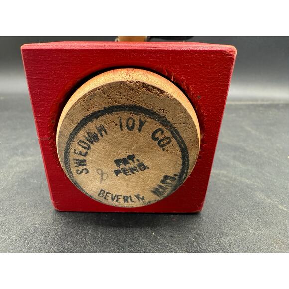 Vintage 1940’s Wooden Push-Button String Puppet “Trix” –Works Like New - Picture 8 of 8